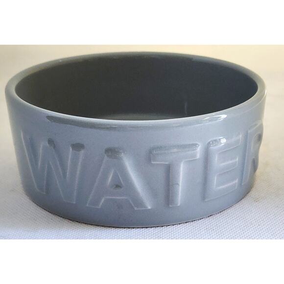 PET WATER DISH-PARK LIFE DESIGNS-Gray-Holds 1 Cup Fluid-Embossed "Water" - Picture 1 of 8